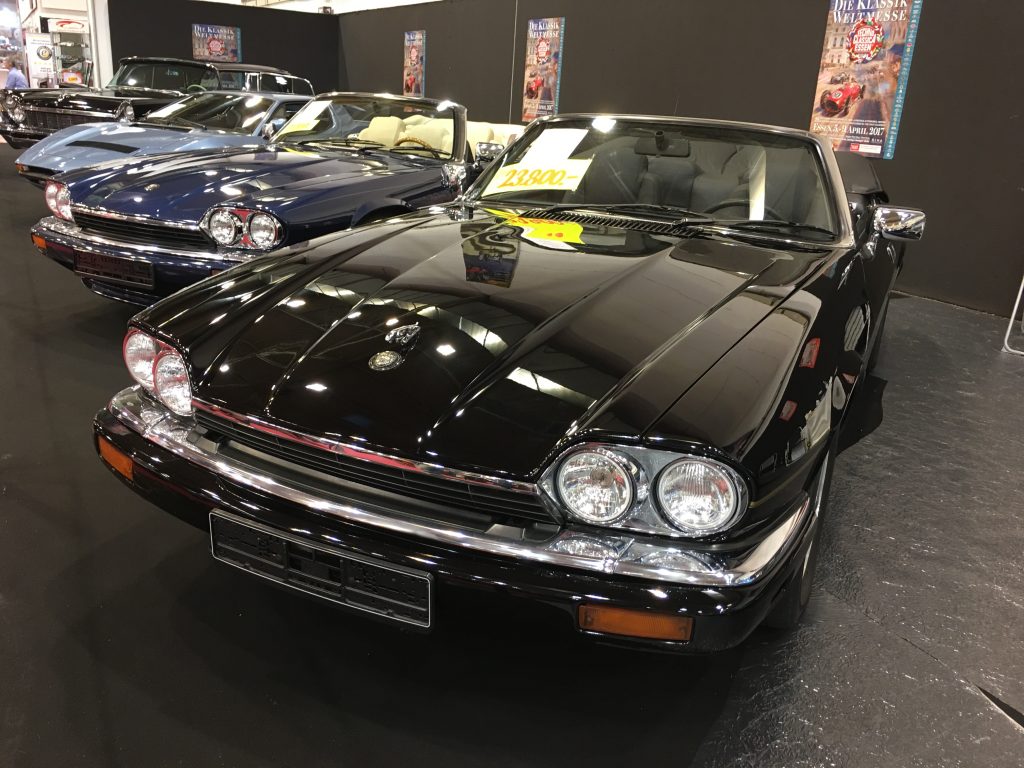 Bei den Youngtimern im Trend: Diverse XJS gab es auf der Messe zu sehen und zu kaufen