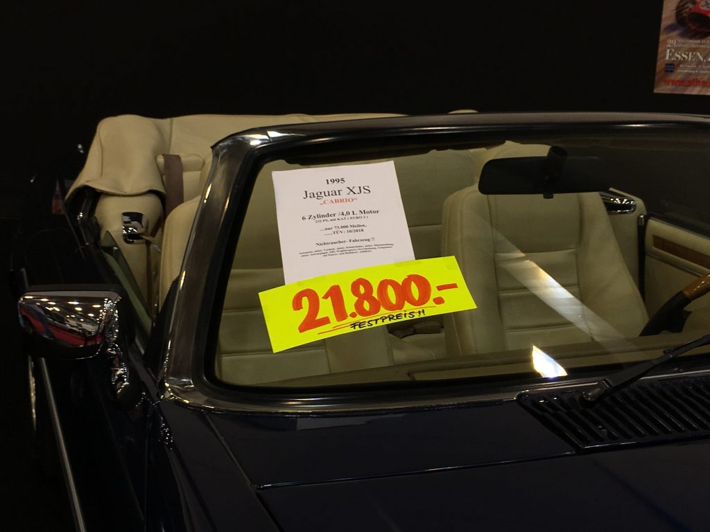 Übliche Preise auch auf der Messe: Ein gut erhaltener XJS aus den USA zum Festpreis von 21.800 Euro