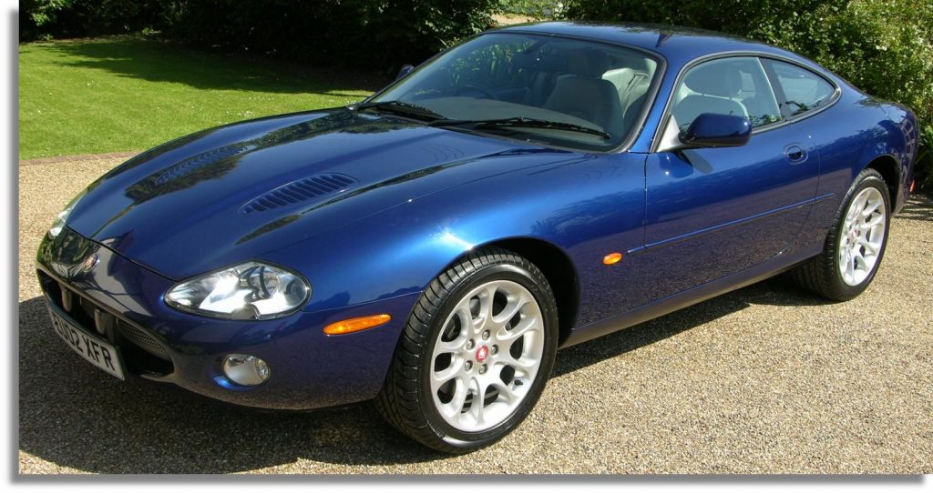 Jaguar XKR (X100)