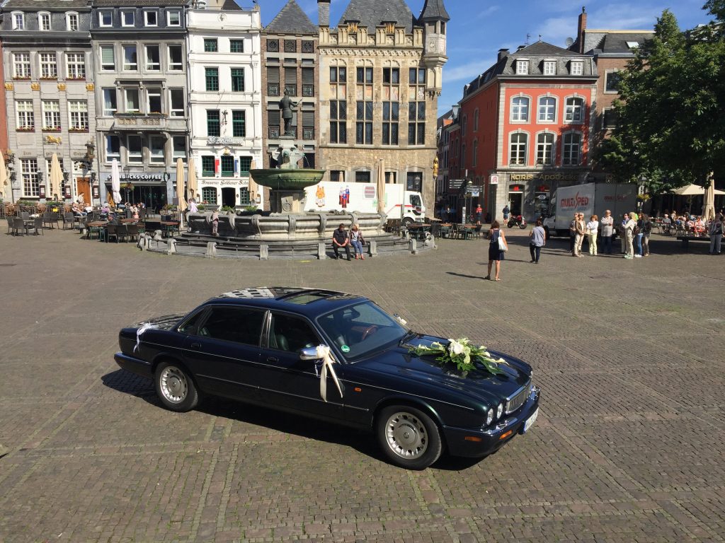 War das schön: Das erste Mal unterwegs als Hochzeitsauto!
