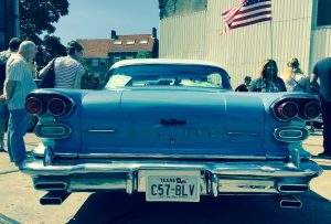 Ausladende Rückansicht des texanischen Pontiac